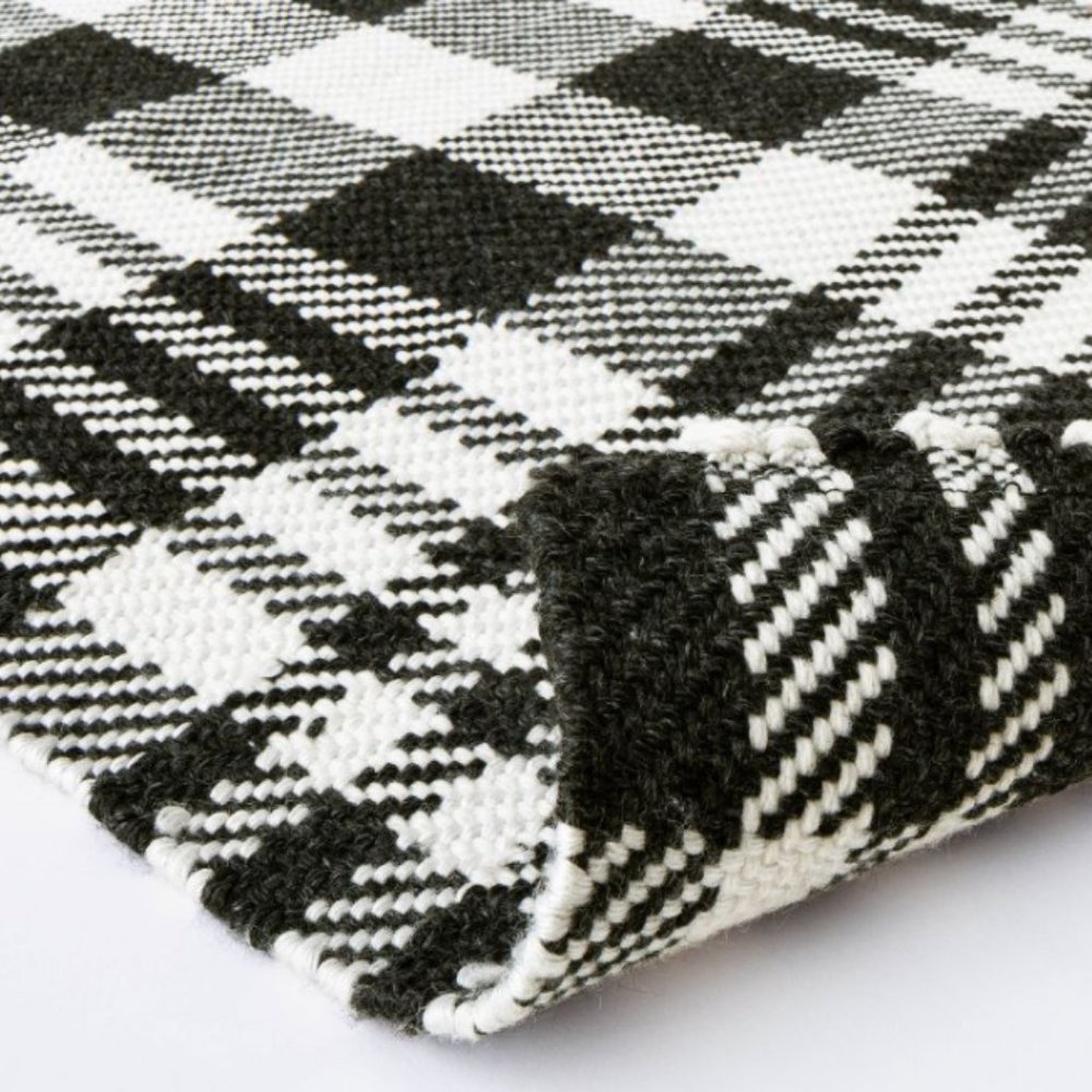 Threshold Studio McGee 2'1"x3'2" Indoor Outdoor Scatter Plaid Rug New With Tag - Picture 6 of 7